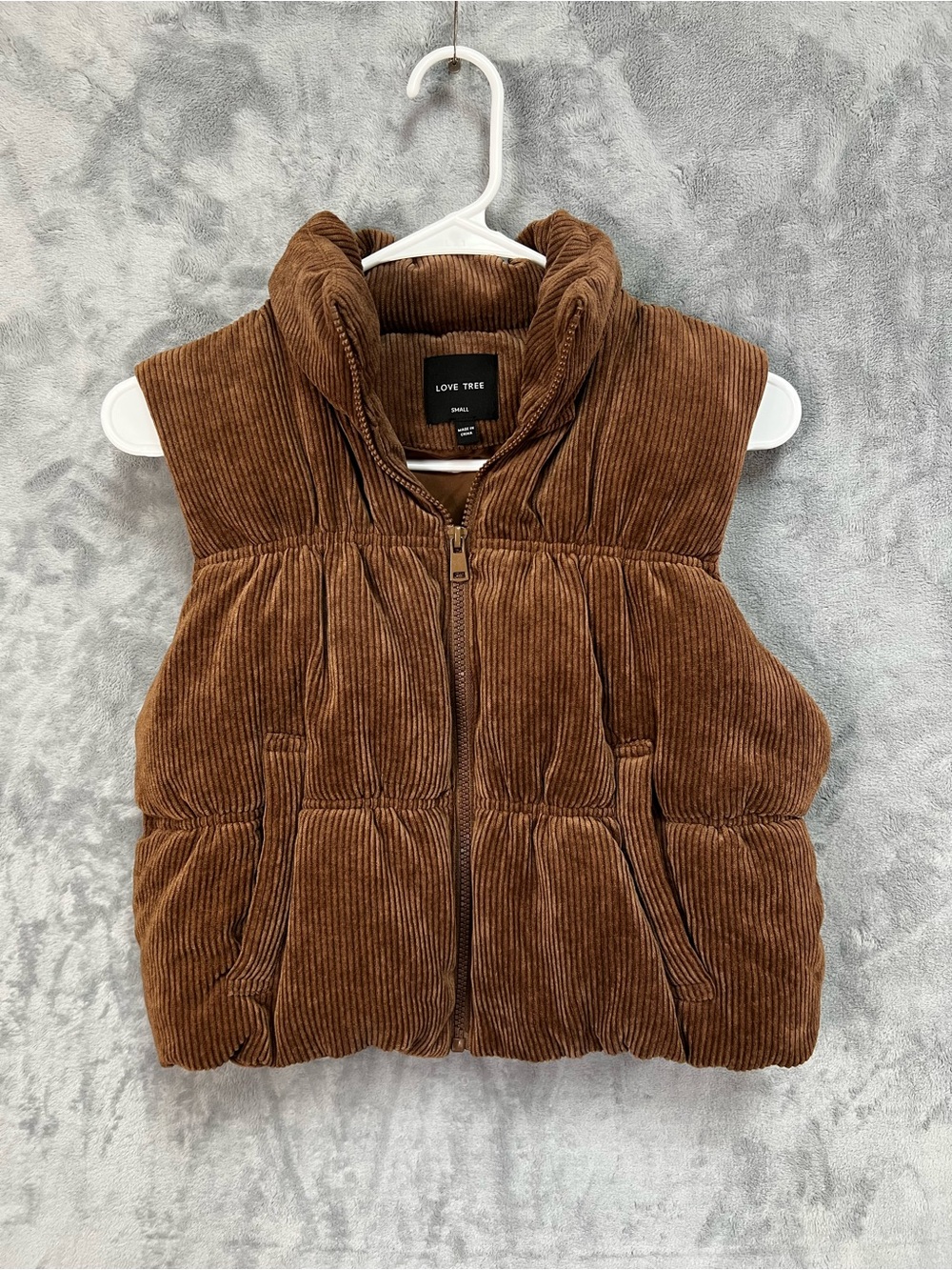 Love Tree Brown Corduroy Cropped Puffer Vest Size Small S Fall Boho Retro Warm